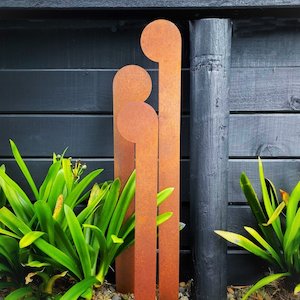 koru garden stakes | corten | set of 3