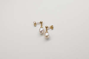 Earrings: Pearl Drop Stud Earrings - 9ct Gold & Freshwater Pearl