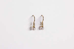 Gold Jewellery: Classic Pearl Drop Earrings (Small) - 9ct Gold & Akoya Pearl