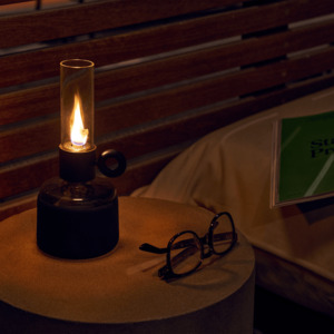 Flamtastique XS Black Oil Lamp