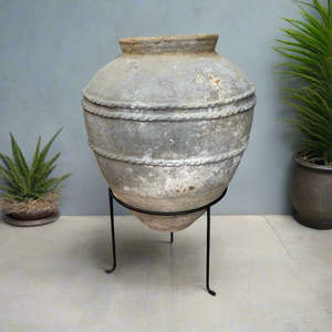 Original Home Decor: Textured Terracotta Pot with Stand