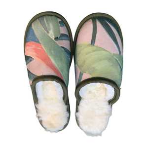 Sheepskins: Green Bananas Medium White Slippers