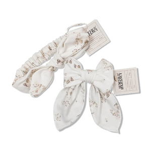 Bencer Hazelnut: DAISY BOW/CLIP