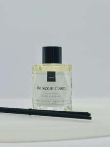 Whiskey, Wood-Smoke & Leather - Reed Diffuser | the scent room.