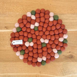 Felt Ball Pot Stand - Rust Blossom | SHEEP-ish