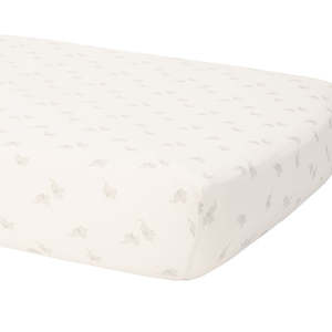 Quincy Mae: Bamboo Crib Sheet || Elephants - Natural | Quincy Mae