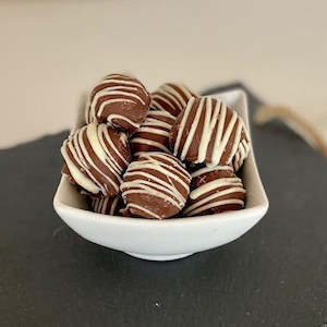 Brittle: Peanut Butter Balls