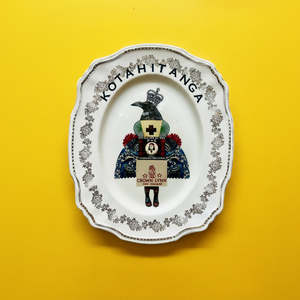 Art Stationary: The Black Pixie | Kotahitanga Platter