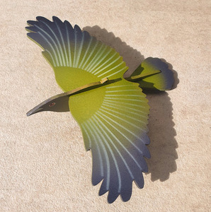 C H R I S T M A S: Mini hanging bird | Korimako Bellbird