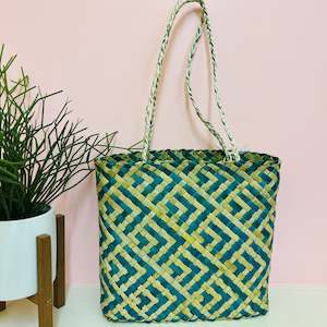 Accessories: Hūmārie Harakeke | Patikitiki