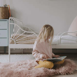 Auskin Sheepskin: Sheepskin Rug | Rose Pink