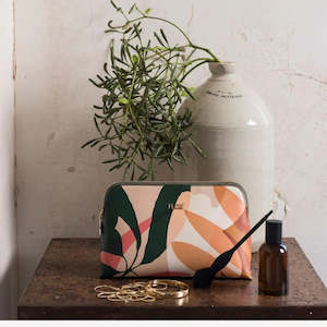 FLOX | Whenua - Cosmetic Case - Medium