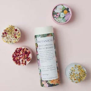 Globofilter Best Selling Index: Bath Bombs | Floral Selection