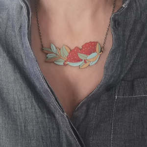 Necklaces: Rimu Pohutukawa Necklace