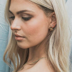 Earrings 1: Earrings - Tiny Pearl