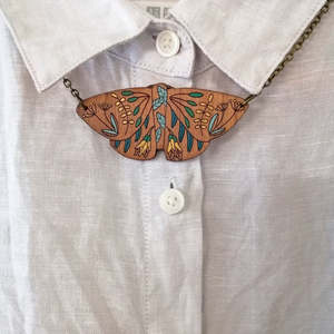 Necklaces: Rimu Buttery Fly Necklace