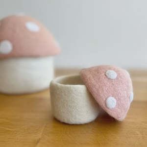 Childrens Decor: Toadstool Trinket Box
