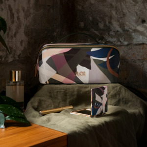 FLOX | Ahi Train Case