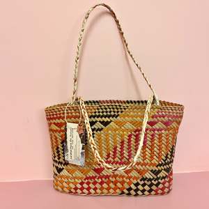 Hūmārie Harakeke | Rau Kumara me niho taniwha