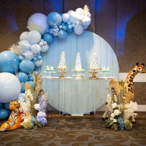 Products: Acrylics / Plinths