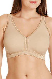 Berlei Body Wirefree Cotton Blend  Bra (Nude)