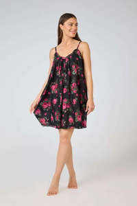 Sleepwear: Arabella MD-866 P4  Short Nightie/ Dress (Black Roses)