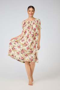 Sleepwear: Arabella MD 84 F3 Arabella Nightie – (Multi Floral)
