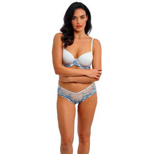 Lingerie: Wacoal Embrace Lace Tanga (Microchip)