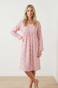Sleepwear: Alice & Lily AL/ND-617 stretch knit winter Long Sleeve Floral Nightie (Pink Floral)