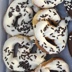 White chocolate pretzel – Little Bread Loaf