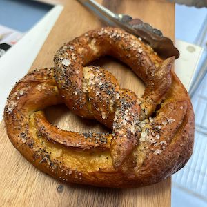 Products: Salted pretzel – Little Bread Loaf