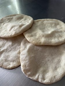 Rēwena frozen pizza bases (pack of 3) – Little Bread Loaf