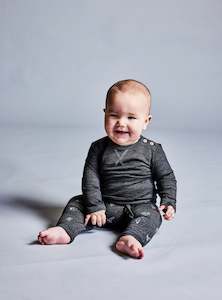 Girls: WYATT LONGSLEEVE TEE - Iron Marle