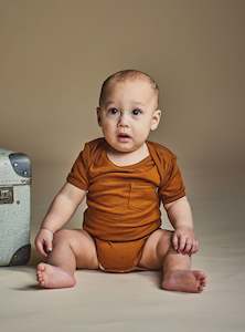New Season: EZRA SHORTSLEEVE BODYSUIT- Rust Elements