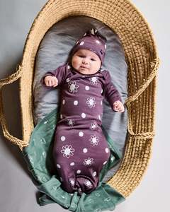 Beanie & Bootie Set - 100% Merino Wool - Plum Daisy