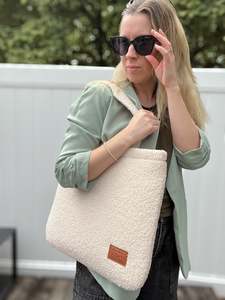 New: Māmā Teddy Tote Bag - Vanilla