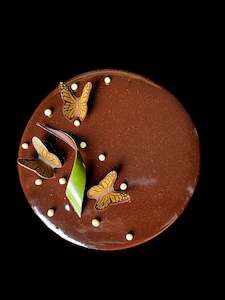 Cake: birthday chocolate cake