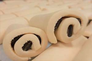 Chrsitmas Savory Option: Ready to bake : Frozen pains au chocolat (x6)