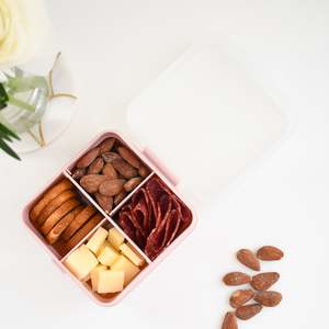 New: Melii Snackle Box 4 Compartment Petite