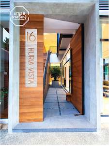 Custom House Numbers: Medium Vertical street name & number