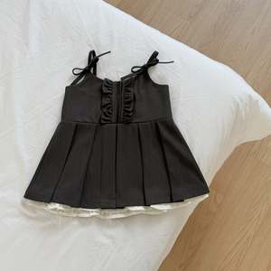 [PRE-ORDER] Julie Pleats Dress