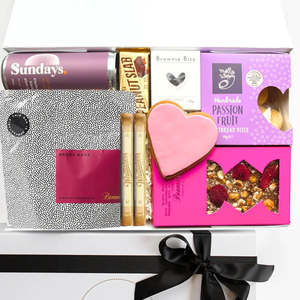 Mothers Day Gift Boxes: Berry Nice
