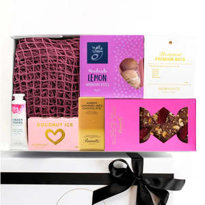Mothers Day Gift Boxes: Sweet Treats