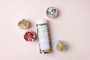 Frontpage: BATH BOMB - FLORAL SELECTION GIFT TUBE