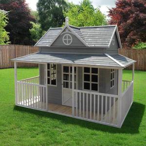 Playhouses: Little Lux Countryside Cottage
