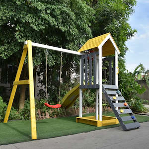 Playhouses: Little Lux Playtime Peaks