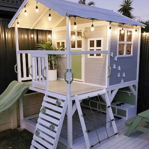 Little Lux Dinosaur Discovery Den with Kitchen