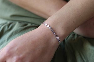 Products: The Circle Link Bracelet - little macaron