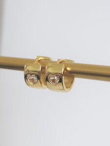 Products: Lydia: Falling in Love - little macaron