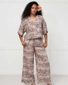 Womens Island Shirt & Pants Matching Set - Tribal Bracken